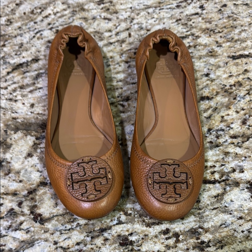 Tory Burch Women's Tan Reva Ballet Flats